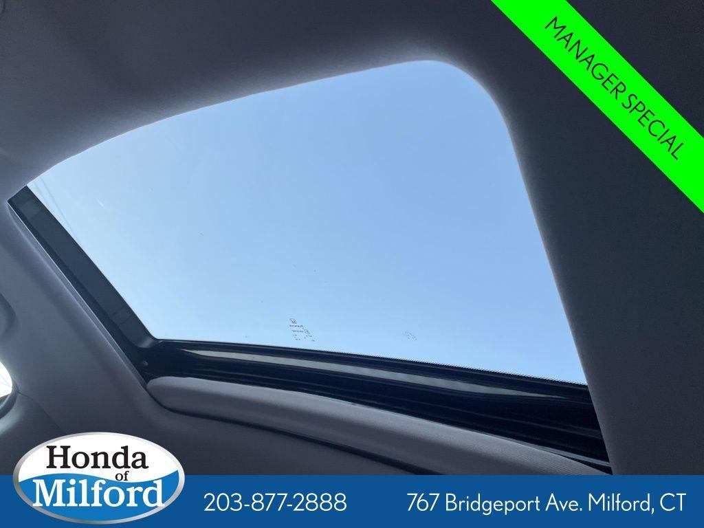used 2022 Honda Pilot car, priced at $30,978
