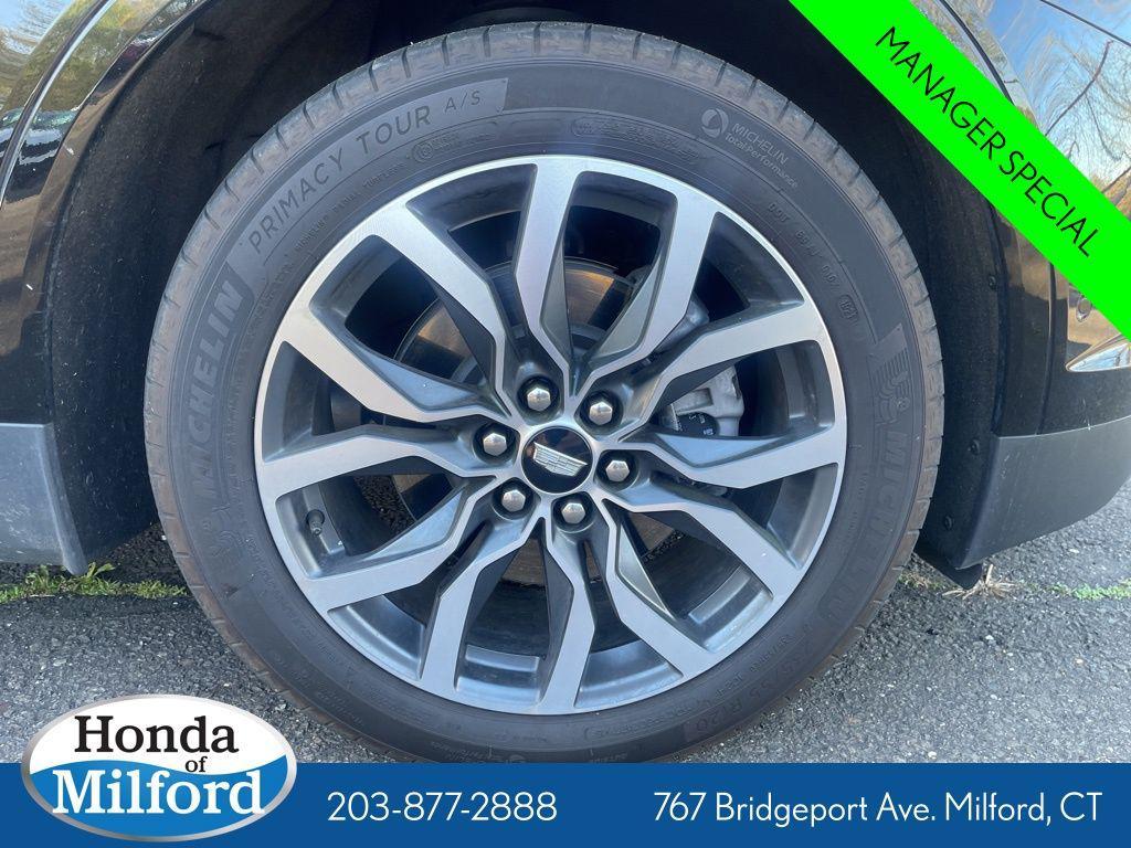 used 2021 Cadillac XT5 car, priced at $32,799