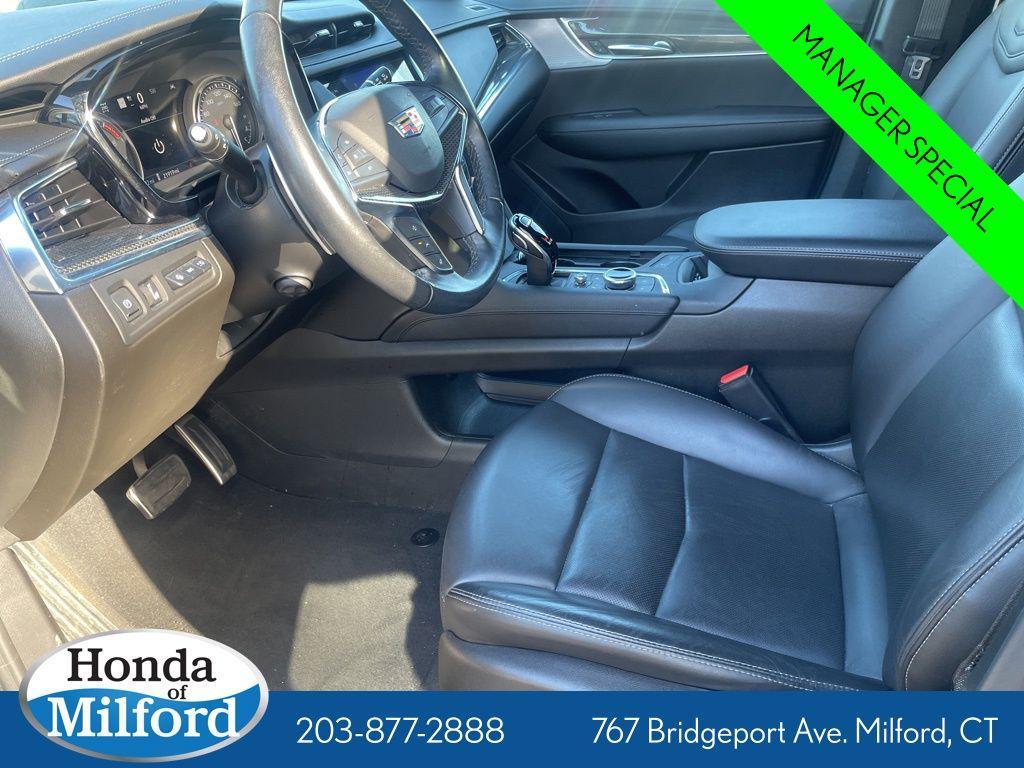 used 2021 Cadillac XT5 car, priced at $32,799