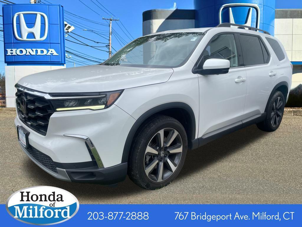 used 2023 Honda Pilot car, priced at $40,895