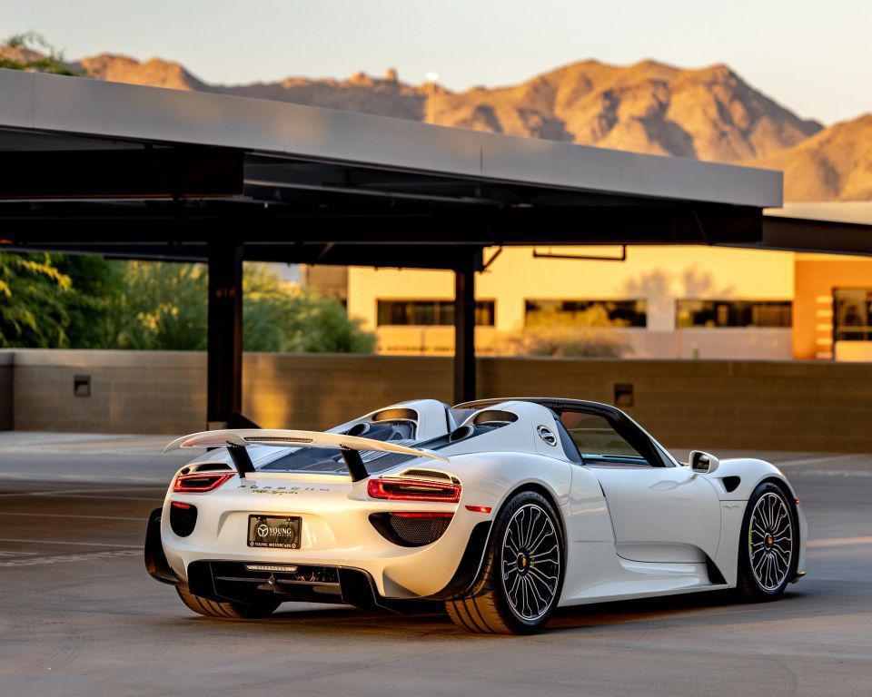 used 2015 Porsche 918 Spyder car