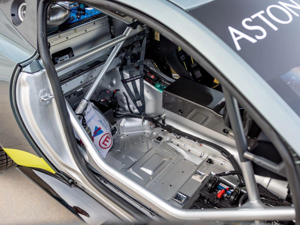 used 2022 Aston Martin Vantage car