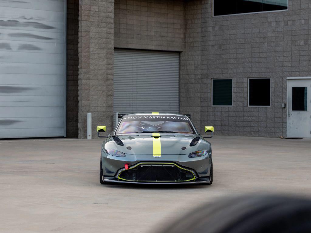 used 2022 Aston Martin Vantage car