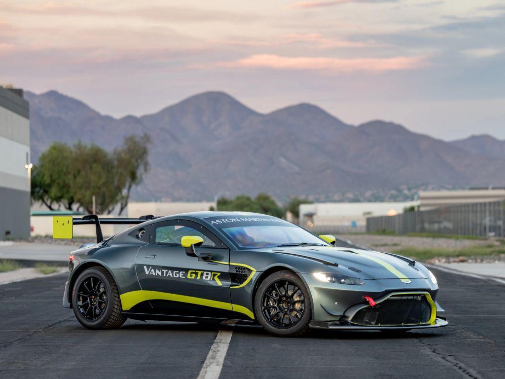 used 2022 Aston Martin Vantage car