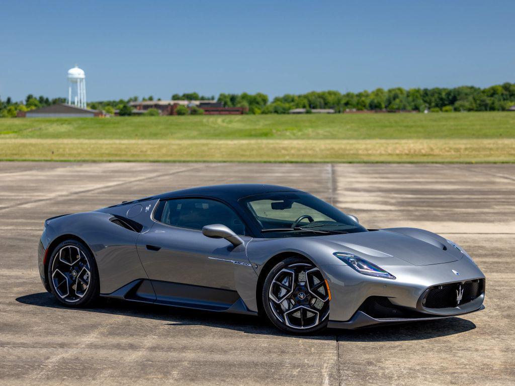 used 2022 Maserati MC20 car