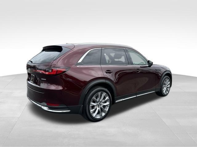 new 2024 Mazda CX-90 car, priced at $47,636