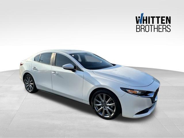 used 2022 Mazda Mazda3 car, priced at $21,690