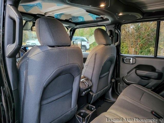 new 2026 Jeep Gladiator car, priced at $45,388