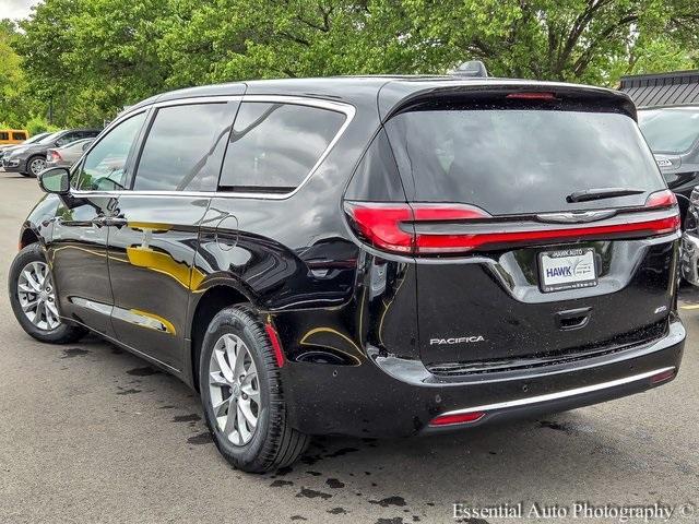 new 2025 Chrysler Pacifica car, priced at $45,753