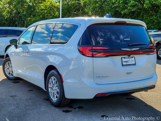 new 2026 Chrysler Pacifica car, priced at $39,436