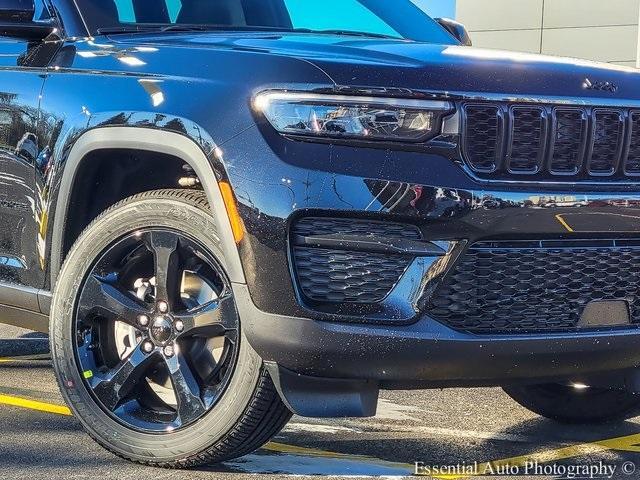 new 2025 Jeep Grand Cherokee car, priced at $45,268