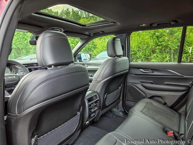 new 2025 Jeep Grand Cherokee car, priced at $37,477