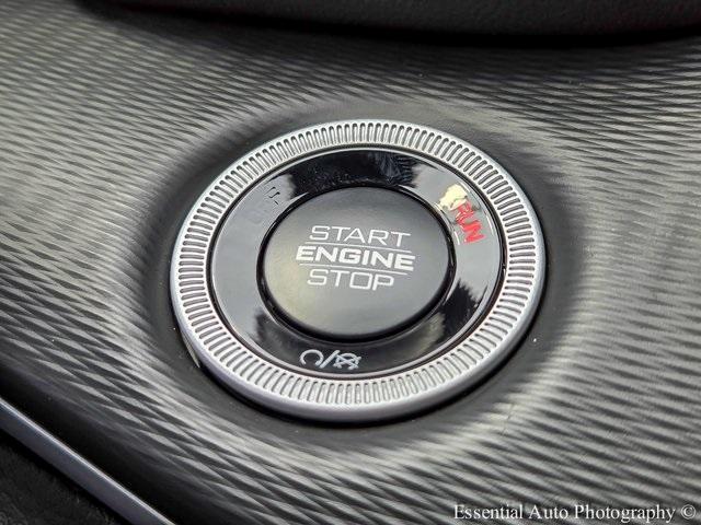 new 2025 Jeep Grand Cherokee car, priced at $37,477