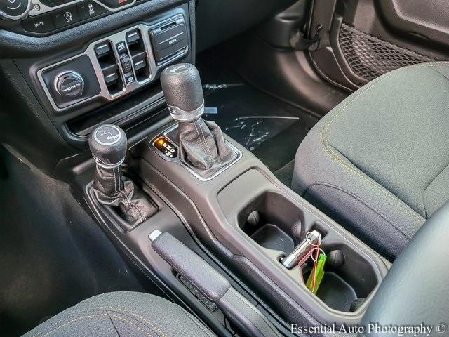 new 2025 Jeep Wrangler car, priced at $46,038