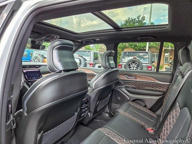 new 2025 Jeep Grand Cherokee car, priced at $54,963