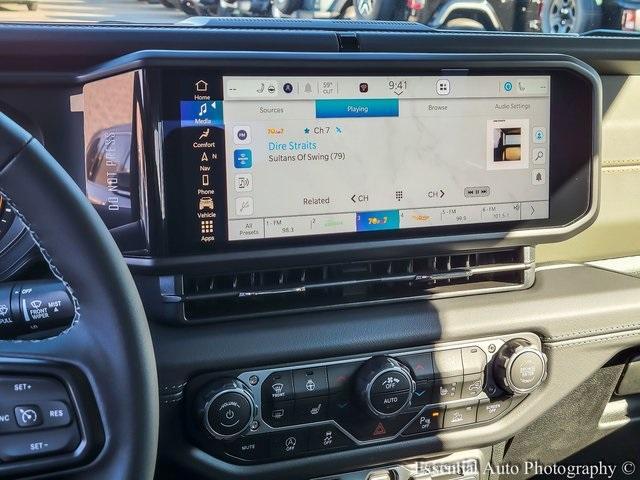 new 2025 Jeep Gladiator car, priced at $55,893