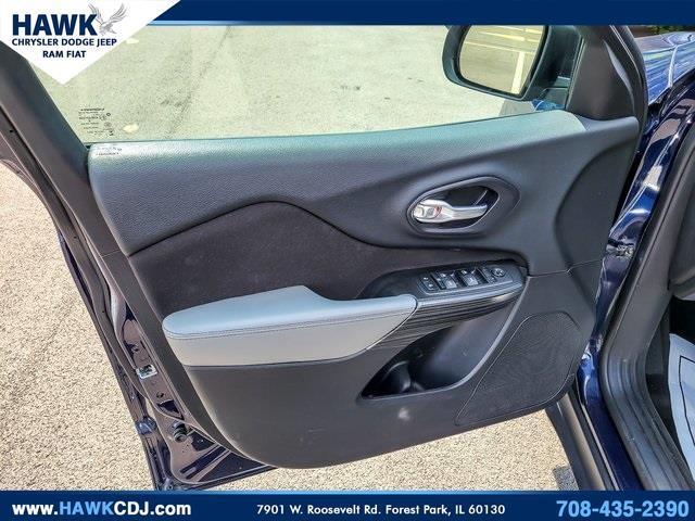 used 2014 Jeep Cherokee car, priced at $10,980