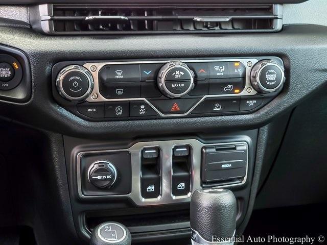new 2025 Jeep Wrangler car, priced at $35,518