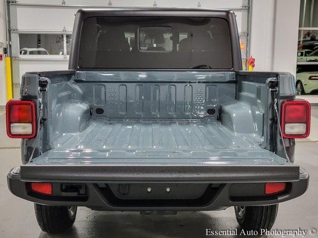new 2026 Jeep Gladiator car, priced at $44,988
