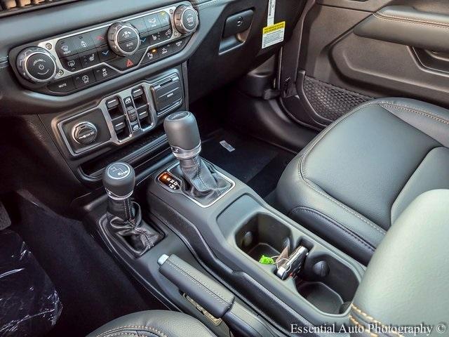 new 2025 Jeep Gladiator car, priced at $44,133