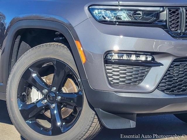 new 2025 Jeep Grand Cherokee car, priced at $45,580