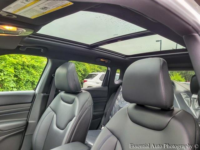 new 2025 Jeep Compass car, priced at $32,678