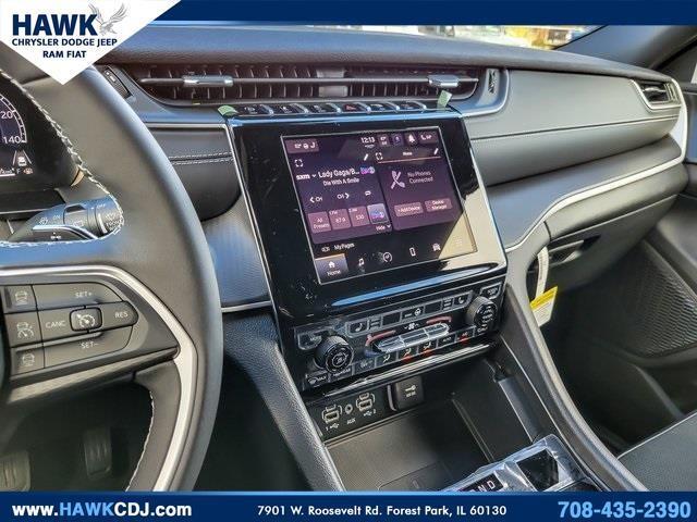 new 2025 Jeep Grand Cherokee car, priced at $38,529