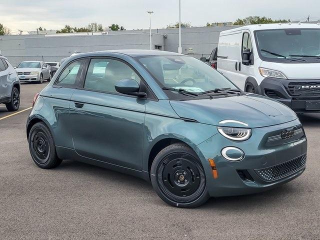 new 2025 FIAT 500e car, priced at $36,991