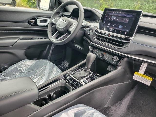 new 2026 Jeep Compass car, priced at $28,088