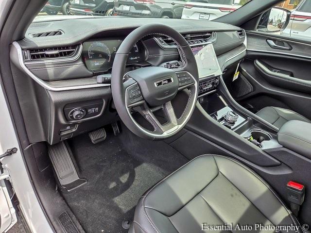 new 2025 Jeep Grand Cherokee L car, priced at $49,907