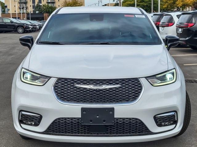 new 2026 Chrysler Pacifica Hybrid car, priced at $49,988