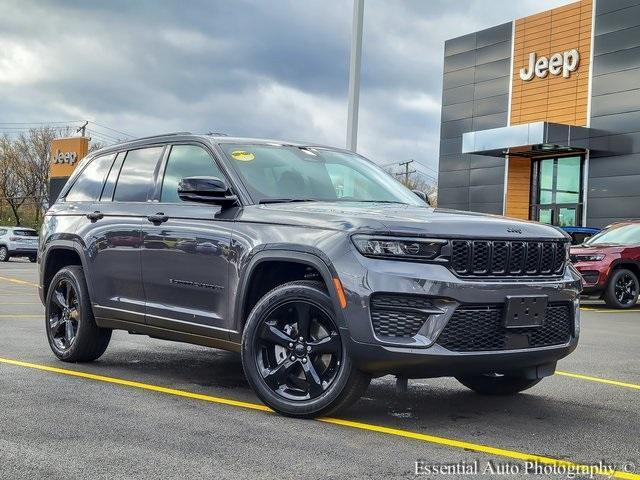 new 2024 Jeep Grand Cherokee car, priced at $42,402