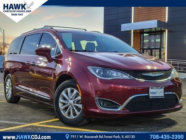 used 2018 Chrysler Pacifica car, priced at $14,991