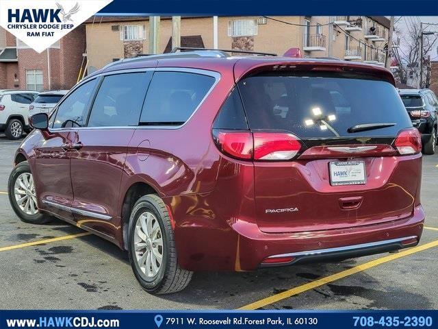 used 2018 Chrysler Pacifica car, priced at $14,991