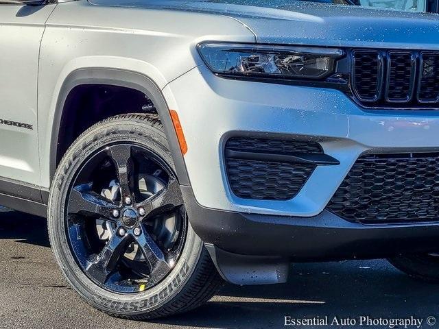 new 2025 Jeep Grand Cherokee car, priced at $44,372