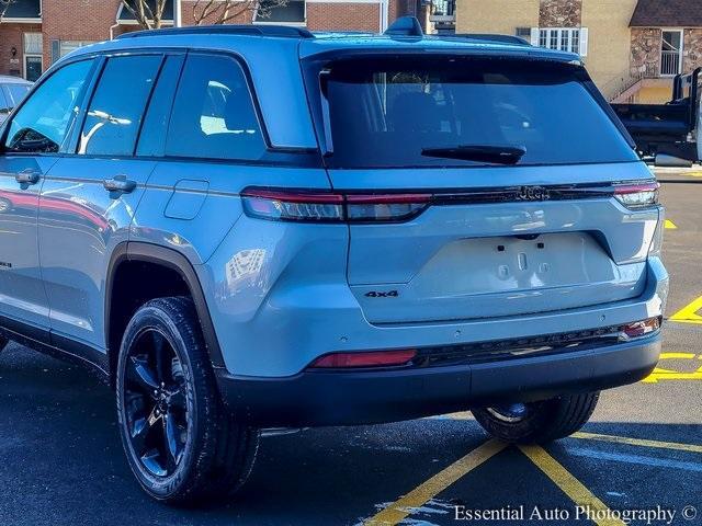 new 2025 Jeep Grand Cherokee car, priced at $44,372