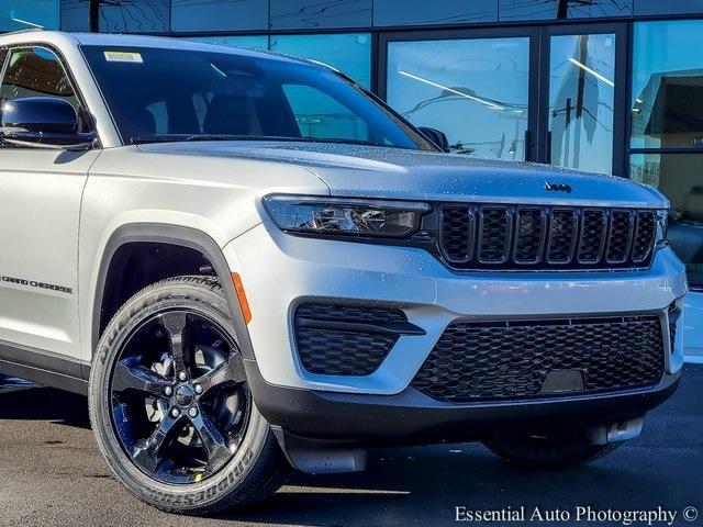 new 2025 Jeep Grand Cherokee car, priced at $44,372