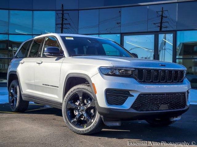 new 2025 Jeep Grand Cherokee car, priced at $44,372