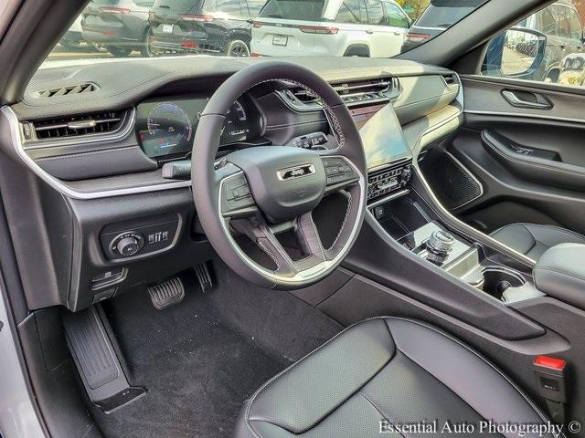 new 2025 Jeep Grand Cherokee car, priced at $50,626