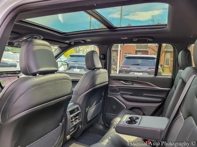 new 2025 Jeep Grand Cherokee car, priced at $50,626
