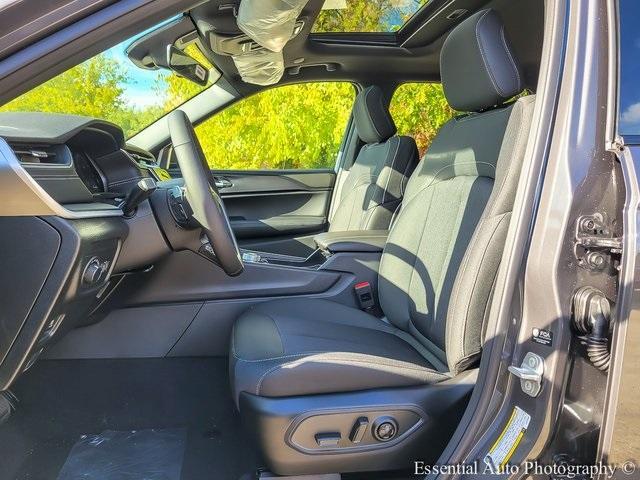 new 2025 Jeep Grand Cherokee car, priced at $37,888