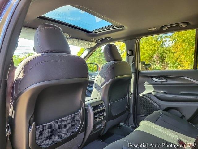 new 2025 Jeep Grand Cherokee car, priced at $37,888