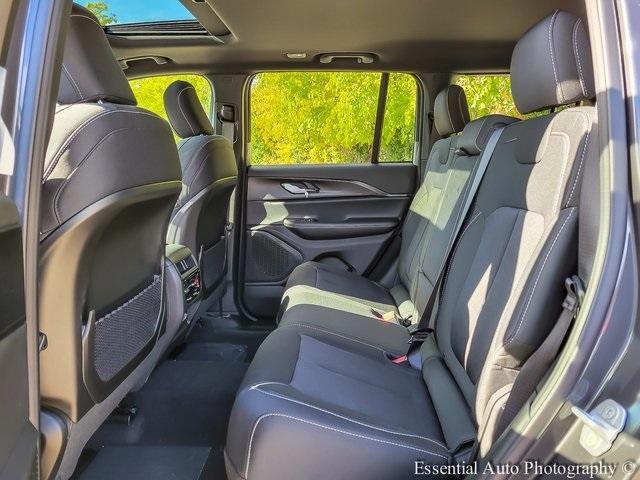 new 2025 Jeep Grand Cherokee car, priced at $37,888