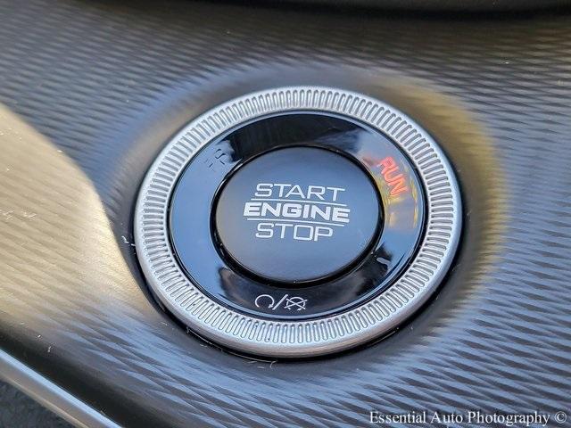 new 2025 Jeep Grand Cherokee car, priced at $37,888