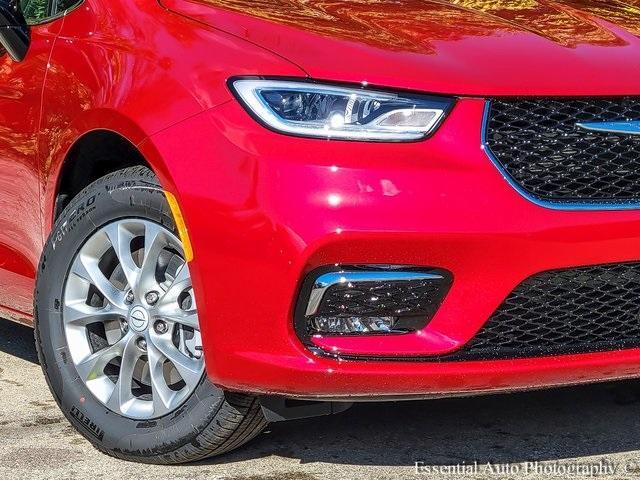 new 2026 Chrysler Pacifica car, priced at $41,738