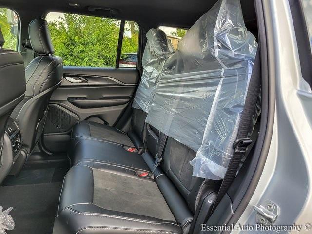 new 2025 Jeep Grand Cherokee car, priced at $41,288