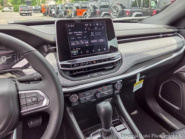 new 2025 Jeep Compass car, priced at $27,939