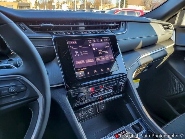 new 2025 Jeep Grand Cherokee car, priced at $45,268