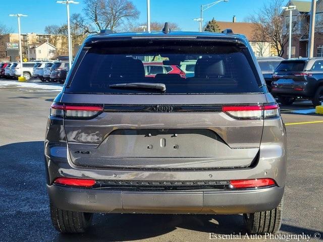 new 2025 Jeep Grand Cherokee car, priced at $45,268