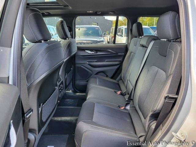 new 2025 Jeep Grand Cherokee car, priced at $38,038